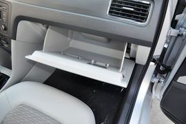 2015款斯柯达昕锐1.6L自动智选型
