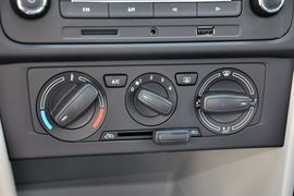 2015款斯柯达昕锐1.6L自动智选型