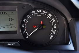 2015款斯柯达昕锐1.6L自动智选型