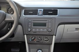 2015款斯柯达昕锐1.6L自动智选型
