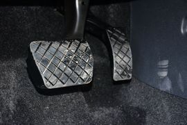 2015款大众高尔夫1.6L自动舒适型