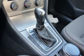 2015款大众高尔夫1.6L自动舒适型