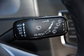 2015款大众高尔夫1.6L自动舒适型