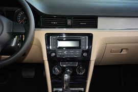 2014款大众宝来1.6L自动舒适型