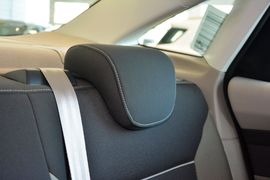 2012款福特福克斯三厢1.6L自动舒适型