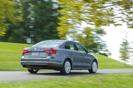 内外都在变--海外试驾2015款Jetta柴油版