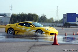 2009法拉利安全驾驶课程