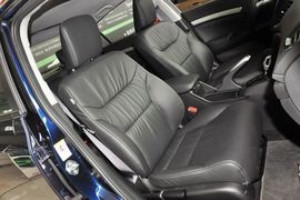 2014款本田思域1.8L自动豪华版