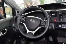 2014款本田思域1.8L自动豪华版
