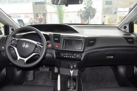 2014款本田思域1.8L自动豪华版