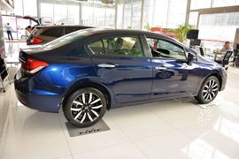 2014款本田思域1.8L自动豪华版