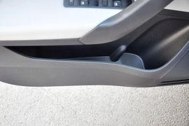 2015款斯柯达昕锐1.6L自动优选型