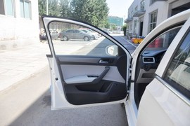 2015款斯柯达昕锐1.6L自动优选型