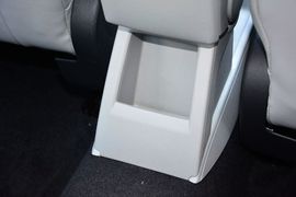 2015款斯柯达昕锐1.6L自动优选型