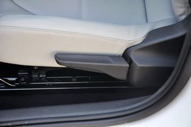 2015款斯柯达昕锐1.6L自动优选型