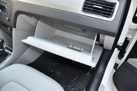 2015款斯柯达昕锐1.6L自动优选型