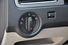 2015款斯柯达昕锐1.6L自动优选型
