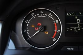 2015款斯柯达昕锐1.6L自动优选型