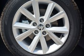 2015款斯柯达昕锐1.6L自动优选型