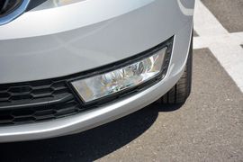 2015款斯柯达昕锐1.6L自动优选型