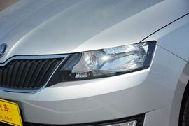 2015款斯柯达昕锐1.6L自动优选型
