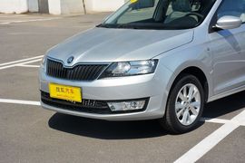 2015款斯柯达昕锐1.6L自动优选型