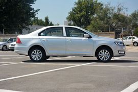 2015款斯柯达昕锐1.6L自动优选型