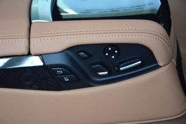 2013款宝马740Li豪华型