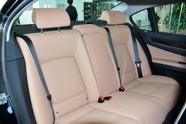 2013款宝马740Li豪华型
