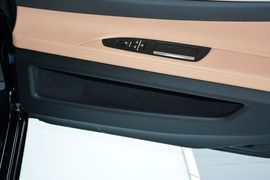 2013款宝马740Li豪华型