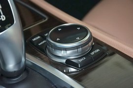 2013款宝马740Li豪华型