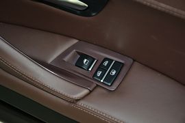 2014款宝马528Li豪华设计套装