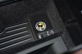 2014款宝马528Li豪华设计套装