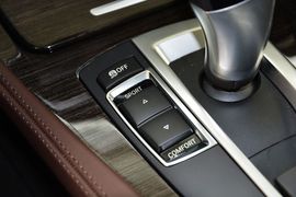 2014款宝马528Li豪华设计套装