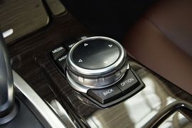 2014款宝马528Li豪华设计套装