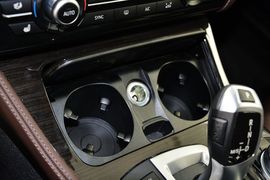 2014款宝马528Li豪华设计套装