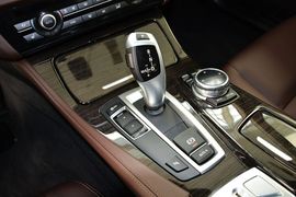 2014款宝马528Li豪华设计套装