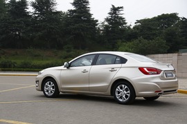 2014款海马福美来M5体验之底盘解析