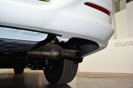 2014款比亚迪秦1.5T酷黑骑士旗舰型