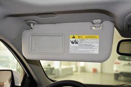 2014款比亚迪秦1.5T酷黑骑士旗舰型