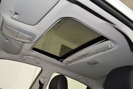 2014款比亚迪秦1.5T酷黑骑士旗舰型