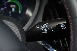 2014款比亚迪秦1.5T酷黑骑士旗舰型