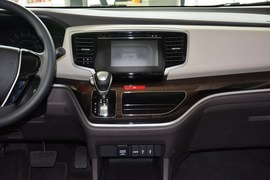 2015款本田奥德赛2.4L舒适版