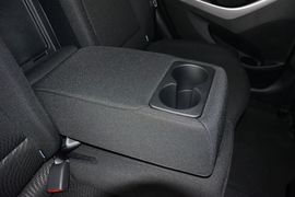 2014款现代朗动1.6L自动