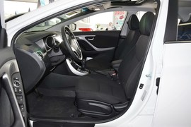 2014款现代朗动1.6L自动