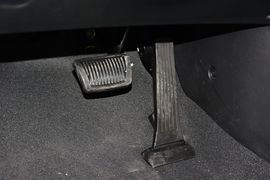2014款现代朗动1.6L自动