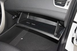 2014款现代朗动1.6L自动