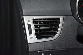 2014款现代朗动1.6L自动