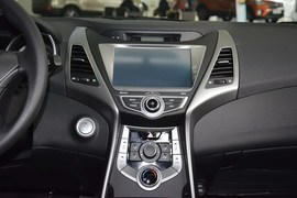 2014款现代朗动1.6L自动
