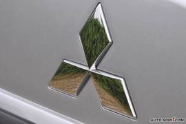 2010款三菱帕杰罗到店实拍